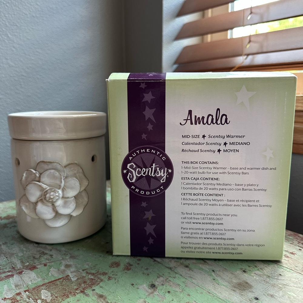 Scentsy Amala Mid-Size Warmer